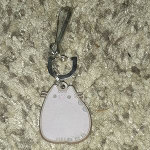 A cat keychain